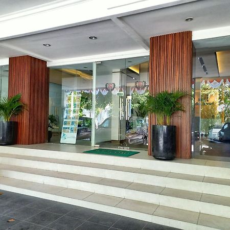 Andita Syariah Hotel سورابايا المظهر الخارجي الصورة
