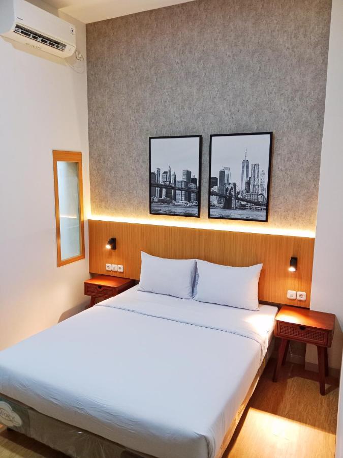 Andita Syariah Hotel سورابايا المظهر الخارجي الصورة