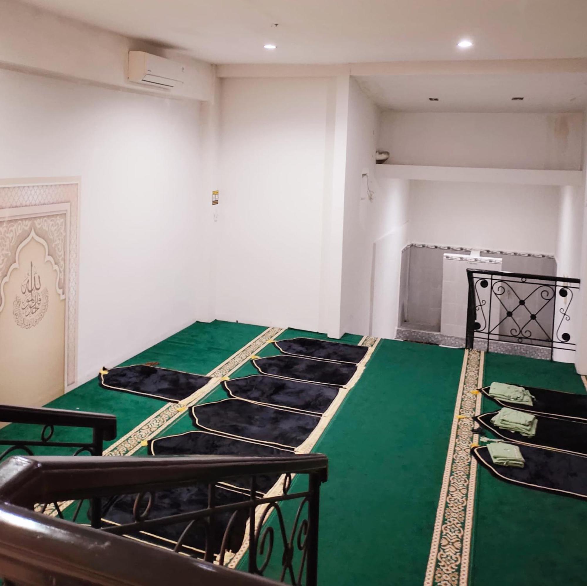 Andita Syariah Hotel سورابايا المظهر الخارجي الصورة